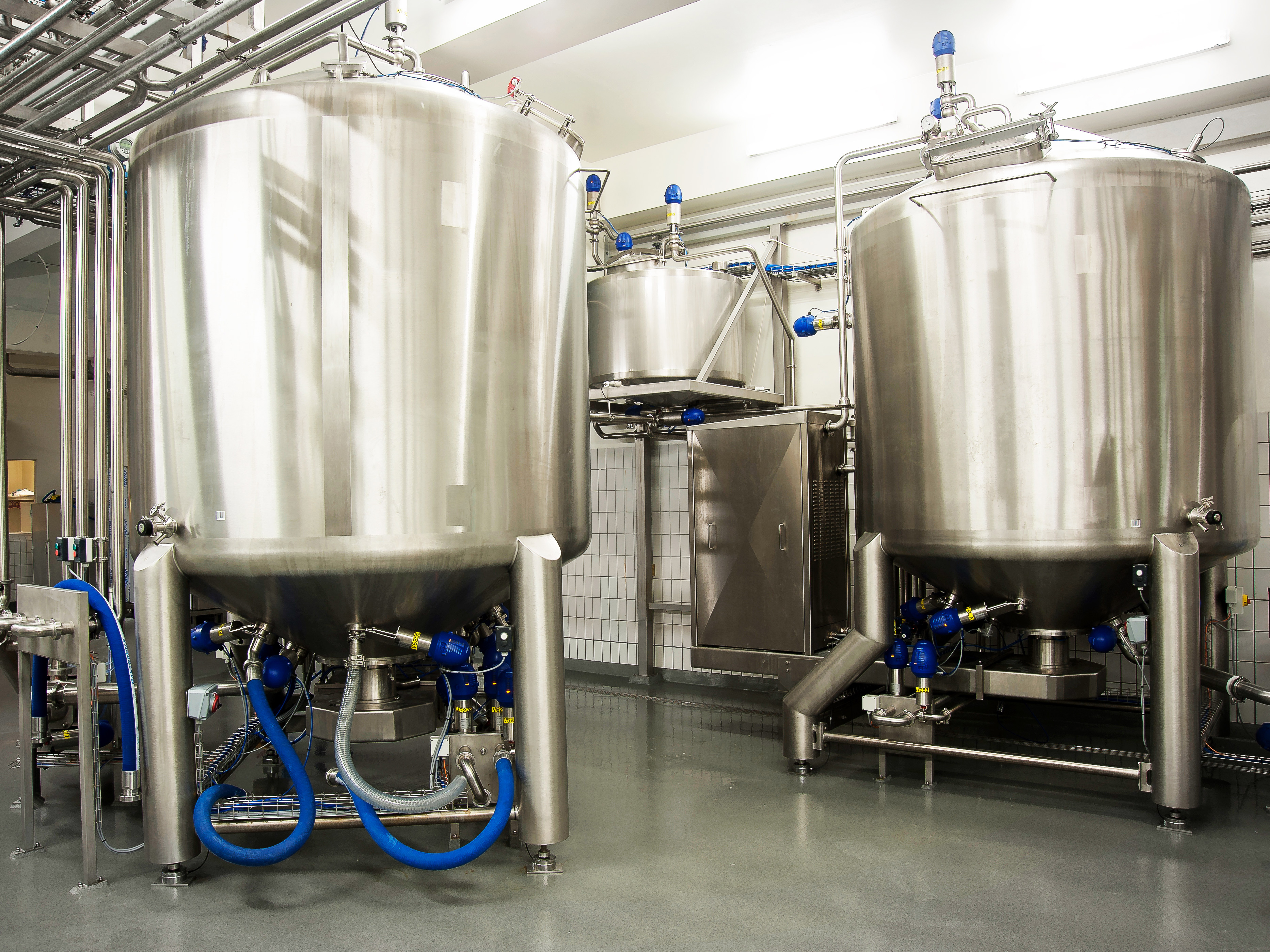 Capacitive Hygienic Load Cells Installed Under Mixers